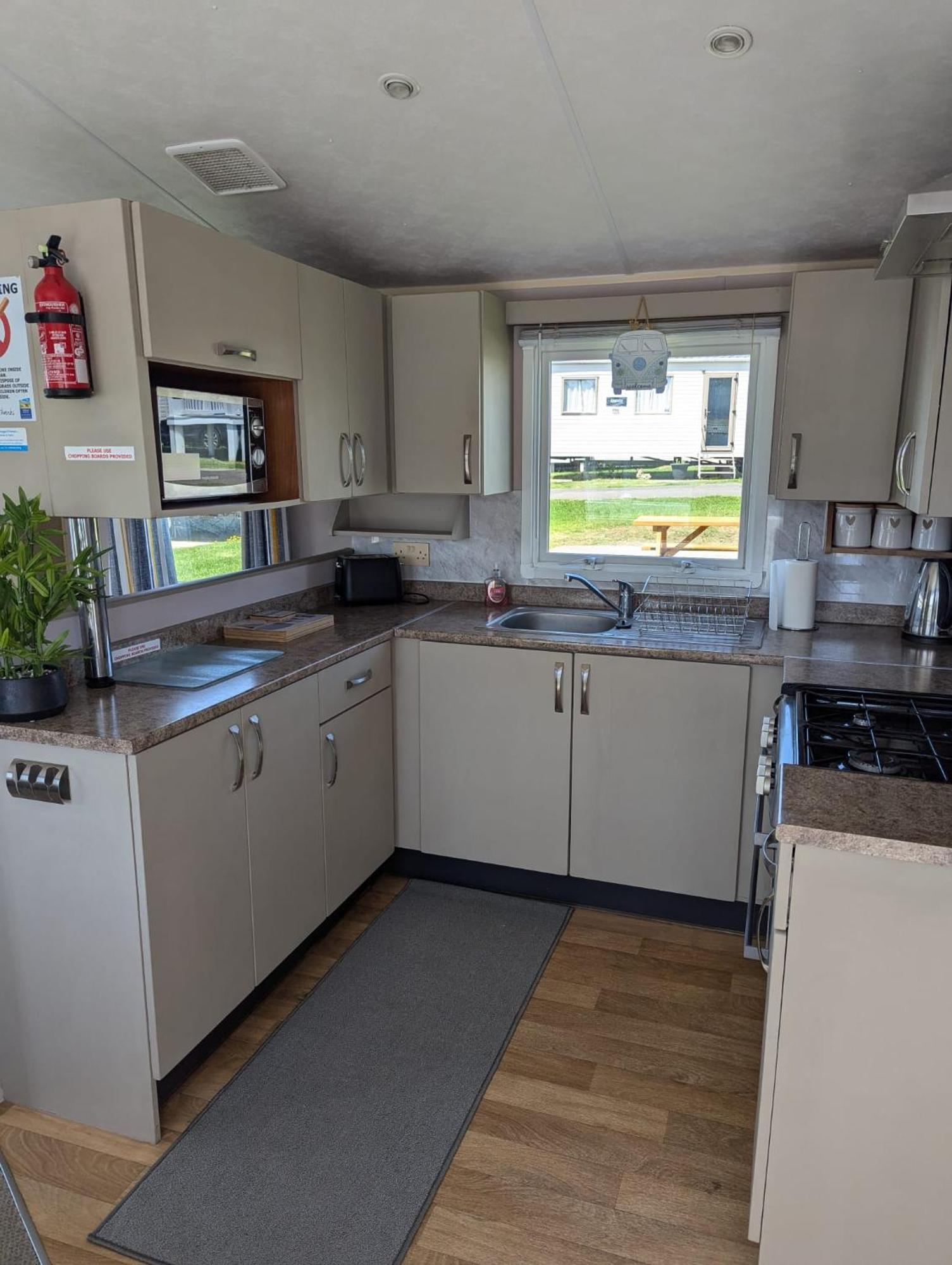 Lovely Family Dog Friendly Caravan On Littlesea Holiday Park Weymouth Haven Wyke Regis Exterior photo